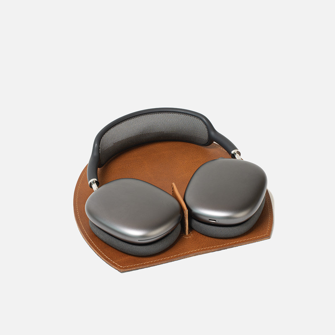 HP43 Full-Grain Leather Rest Station 2.0 for AirPods Max